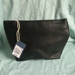 Universal Thread Black Soft Pouch Clutch